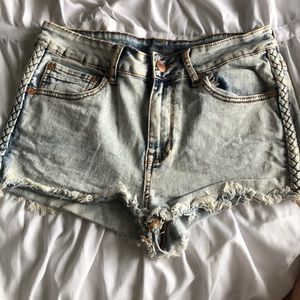 Kendall & Kylie shorts